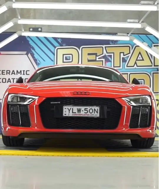 AUDI-R8
